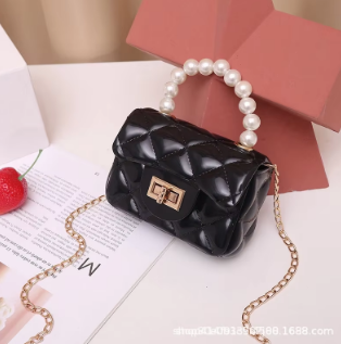 Silicon sling bag for kids