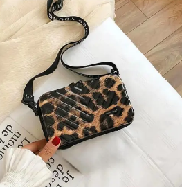 Box sling bag for women